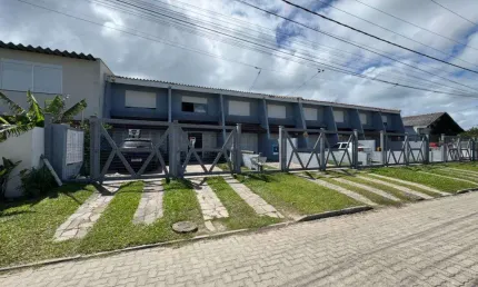 Sobrado/ Duplex 2 Dormitórios à venda no Bairro Centro com 80 m² de área privativa - 1 vaga de garagem