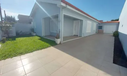 Casa 4 Dormitórios à venda no Bairro Centro com 100 m² de área privativa - 2 vagas de garagem