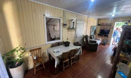 Casa 2 Dormitórios à venda no Bairro Centro com 110 m² de área privativa