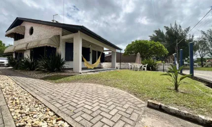 Casa 3 dormitórios à venda no bairro centro com 190 m² de área privativa - 2 vagas de garagem