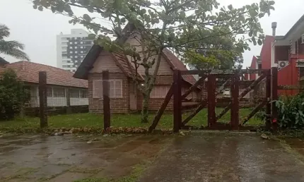 Casa 3 dormitórios à venda no bairro centro com 116 m² de área privativa