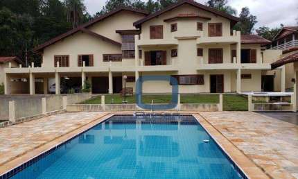 Belíssima Chácara à venda em Lindóia/SP, são 7 suítes c/ hidro, 5.897 m² por R$ 1.800.000