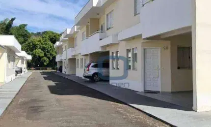 Casa em Condomínio com 3 dormitórios à venda, 260 m² por R$ 350.000 - Centro - Lindóia/SP