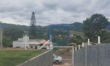 Casa com 3 dormitórios à venda, 93 m² por R$ 420.000,00 - Parque Aquático - Lindóia/SP