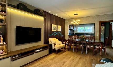 Casa à venda em Florianópolis, Trindade, com 5 quartos, com 224 m²
