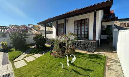 Casa com 4 quartos à venda na Rua Thiago da Fonseca, 441, Capoeiras, Florianópolis por R$ 957.000