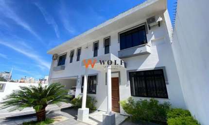 Casa com 5 quartos à venda na Rua Doutor Armando Valério de Assis, 67, Centro, Florianópolis por R$ 3.501.000