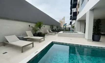 Apartamento com 2 quartos à venda na Rua Coronel Pedro Demoro, 1905, Balneário, Florianópolis por R$ 837.005