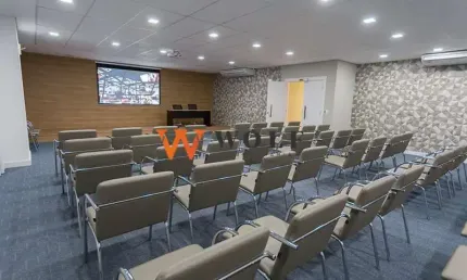 Sala comercial para alugar na Rua General Liberato Bittencourt, 1475, Estreito, Florianópolis por R$ 2.070