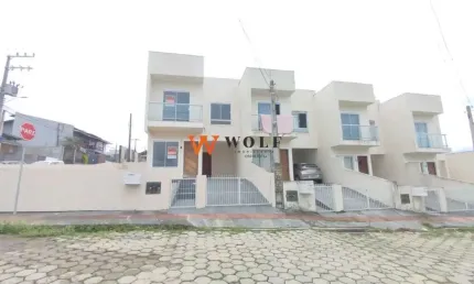 Casa com 2 quartos para alugar na Rua José Agenor da Luz, 4, Real Parque, São José por R$ 2.450