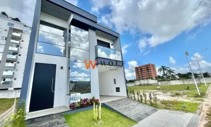 Casa em condomínio fechado com 3 quartos à venda na Avenida Wilson Castelo Branco, 389, Deltaville, Biguaçu por R$ 1.149.000