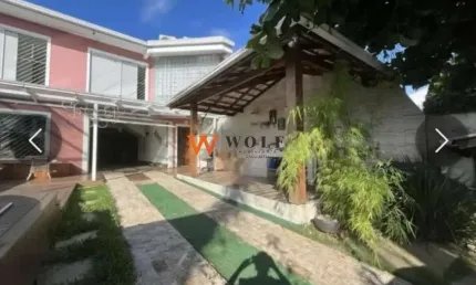Casa com 3 quartos à venda na Rua Santa Isabel, 98, Barreiros, São José por R$ 1.400.000