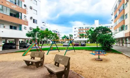 Apartamento com 2 quartos à venda na Rua Vidal Vicente Andrade, 1290, Forquilhas, São José por R$ 380.000