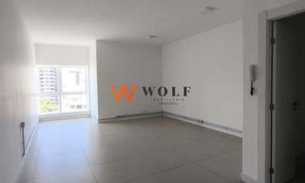 Sala comercial para alugar na Rua General Liberato Bittencourt, 1475, Estreito, Florianópolis por R$ 2.587