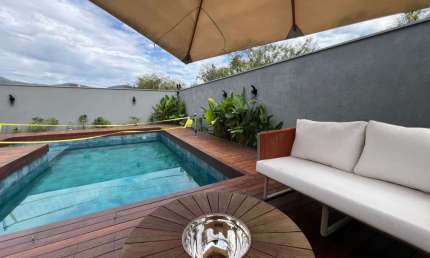 Casa com 3 quartos à venda na Avenida Wilson Castelo Branco, 138, Deltaville, Biguaçu por R$ 2.650.000