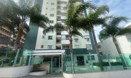 Apartamento com 3 quartos à venda na Rua Manoel Loureiro, 405, Barreiros, São José por R$ 750.000