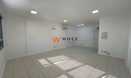 Sala comercial à venda na Rua Souza Dutra, 145, Estreito, Florianópolis por R$ 350.000