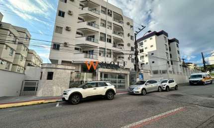 Apartamento com 2 quartos à venda na Rua Médico Miguel Salles Cavalcanti, 38, Abraão, Florianópolis por R$ 680.000