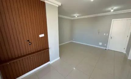 Apartamento com 2 quartos para alugar na Rua Manoel Loureiro, 431, Barreiros, São José por R$ 2.990