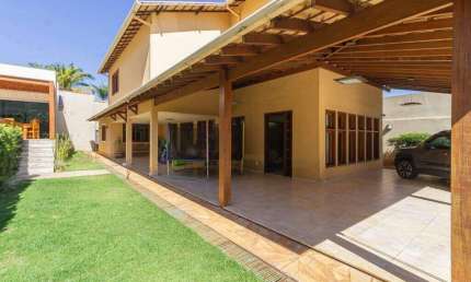 Linda Casa Alto Padrão com 4 quartos e espaço de lazer completo no coração do Bairro Ouro Preto