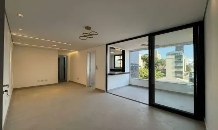 Excelente apartamento 3 quartos 2 suítes para Venda no Jaraguá!