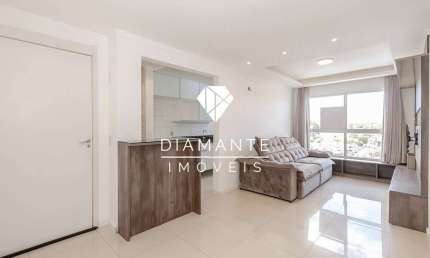 Apartamento com 3 quartos à venda na Avenida da Cavalhada, Cavalhada, Porto Alegre por R$ 395.000