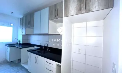 Apartamento com 3 quartos à venda na Avenida da Cavalhada, Cavalhada, Porto Alegre por R$ 329.000