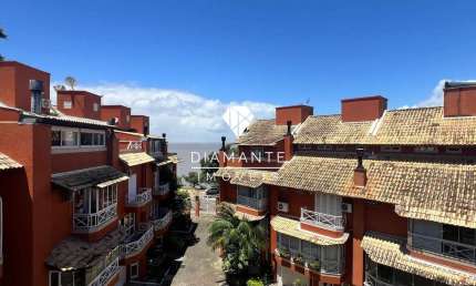 Casa em condomínio fechado com 4 quartos à venda na Avenida Guaíba, Vila Assunção, Porto Alegre por R$ 991.000