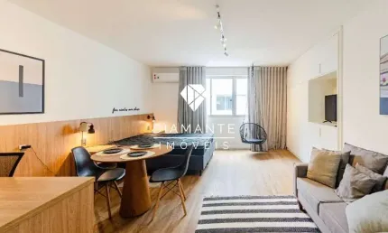 Loft com 1 quarto à venda na Rua Duque de Caxias, Centro Histórico, Porto Alegre por R$ 320.000