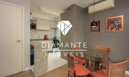 Apartamento com 3 quartos à venda na Rua Marechal Mesquita, Teresópolis, Porto Alegre por R$ 429.900