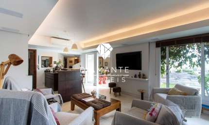 Casa com 4 quartos à venda na Rua Curupaiti, Cristal, Porto Alegre por R$ 2.659.000