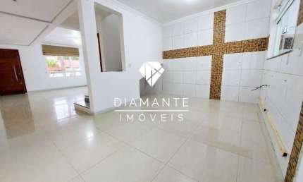 Casa com 2 quartos à venda na Avenida Nossa Senhora de Guadalupe, Hípica, Porto Alegre por R$ 549.000