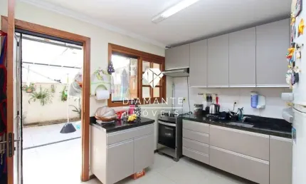 Casa em condomínio fechado com 3 quartos à venda na Rua Pau Brasil, Hípica, Porto Alegre por R$ 599.900