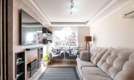 Casa com 3 quartos à venda na Rua Cachoeira, Nonoai, Porto Alegre por R$ 619.000