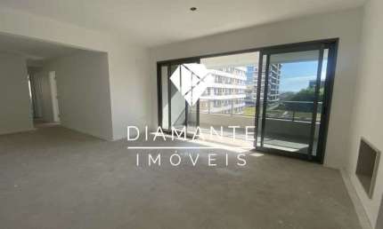 Apartamento com 3 quartos à venda na Avenida Wenceslau Escobar, Tristeza, Porto Alegre por R$ 1.550.000