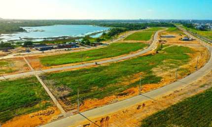 Terreno à venda na Avenida Atl&#226;ntica, Coacu, Eusébio