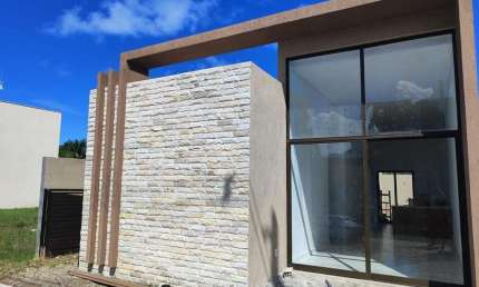 Apartamento para Venda em Camaçari, Abrantes, 3 dormitórios, 3 suítes, 2 banheiros, 2 vagas