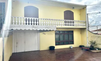 Casa com 3 quartos à venda na rua daisy luci berno, 2550, guaíra, curitiba por r$ 949.900