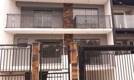 Casa com 3 quartos à venda na Rua Uriel dos Reis Prestes, 274, Vila Bancária, Campo Largo por R$ 860.000