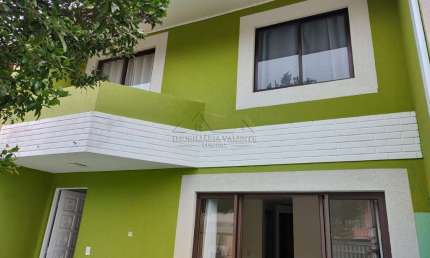 Casa com 3 quartos à venda na Rua Desembargador Antônio de Paula, 2567, Boqueirão, Curitiba por R$ 469.000