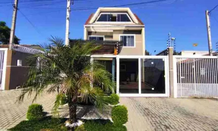 Casa com 3 quartos à venda na Rua Doutor Augusto Lobo de Moura, Fazendinha, Curitiba por R$ 699.000