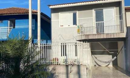 Casa com 3 quartos à venda na Rua Adinar dos Santos Ribeiro, Fazendinha, Curitiba por R$ 529.900