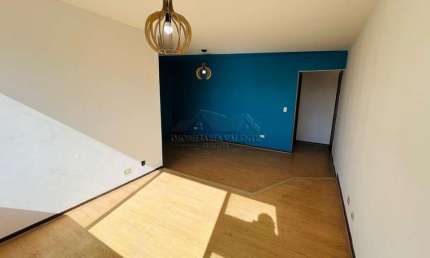 Apartamento com 3 quartos à venda na Rua Aviador Vicente Wolski, Bacacheri, Curitiba por R$ 474.800