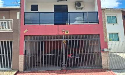 Casa com 4 quartos à venda na Rua Antônio Rechetelo, 169, Fazendinha, Curitiba, 140 m2 por R$ 650.000