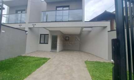Casa à venda na Rua Engenheiro Marcos José Lewin, 224, Cidade Industrial, Curitiba por R$ 535.000