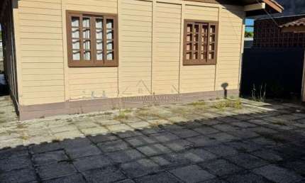 Casa com 3 quartos à venda na Rua Sereia, 33, Shangri-lá, Pontal do Paraná, 120 m2 por R$ 479.000