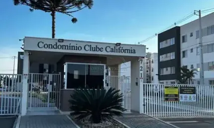 Apartamento com 2 quartos à venda na Rua Maria Joaquina Vaz, 721, Jardim Itaqui, Campo Largo por R$ 160.000