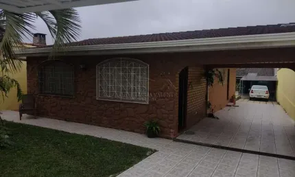 Casa com 4 quartos à venda na Rua Doutor Afonso Loyola e Silva, Uberaba, Curitiba por R$ 999.900