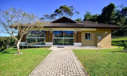 Terreno à venda na Rua do Quivi, 341, Arruda, Colombo por R$ 240.000