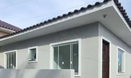 Casa com 3 quartos à venda na Rua Mogno, 125, Parque do Embu, Colombo, 54 m2 por R$ 265.000